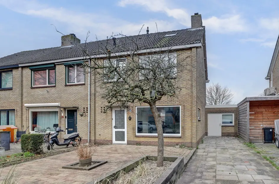 La Reinelaan 12, Bovenkarspel