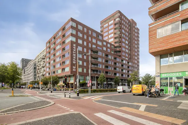 Rinus Michelslaan, Amsterdam