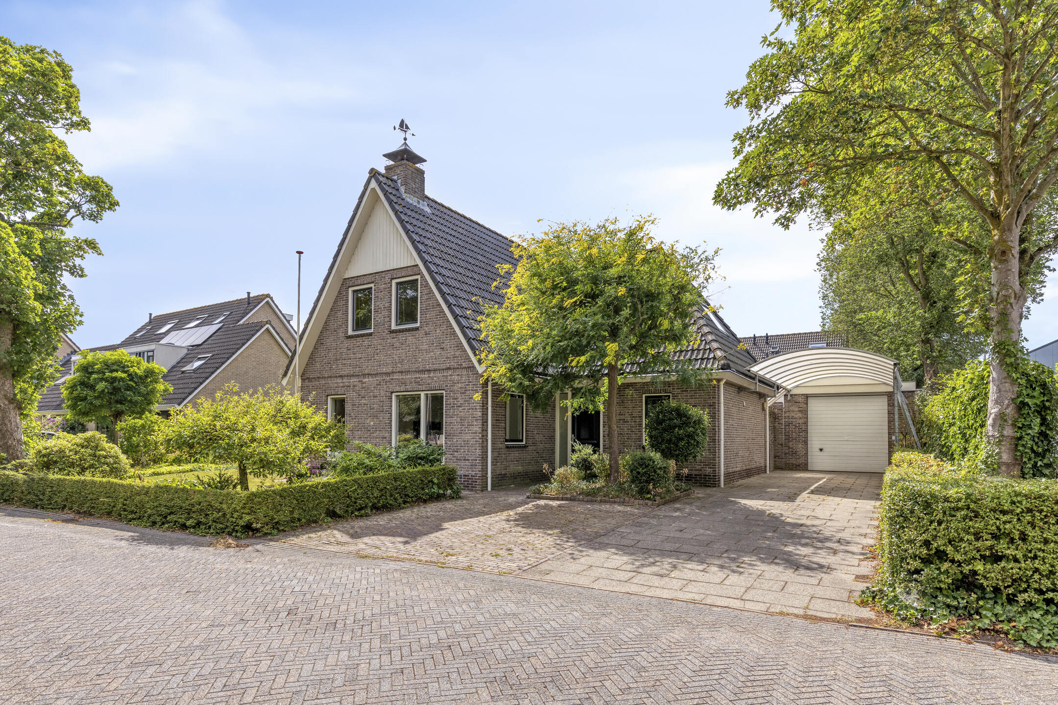 Middenweg 9