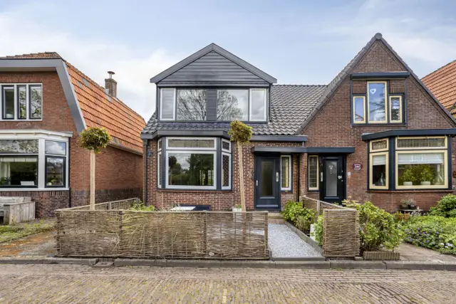 Dijk 44, Broek op Langedijk