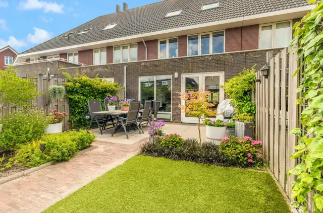 Singelweide 84, Heemskerk