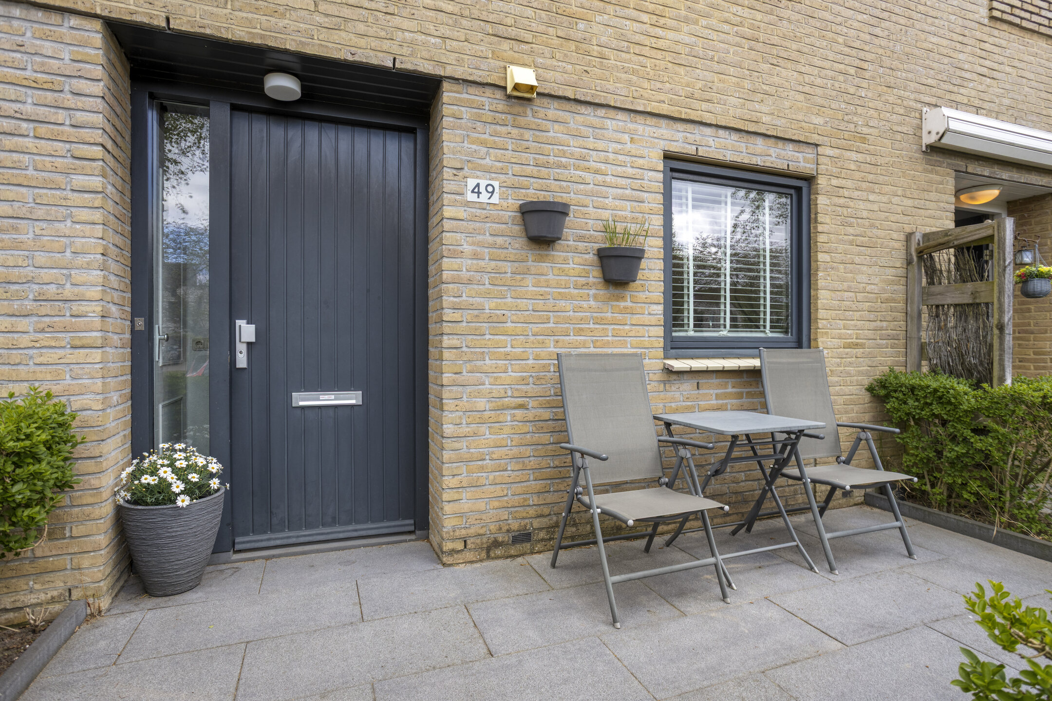 Roosduinen 49, Hoofddorp