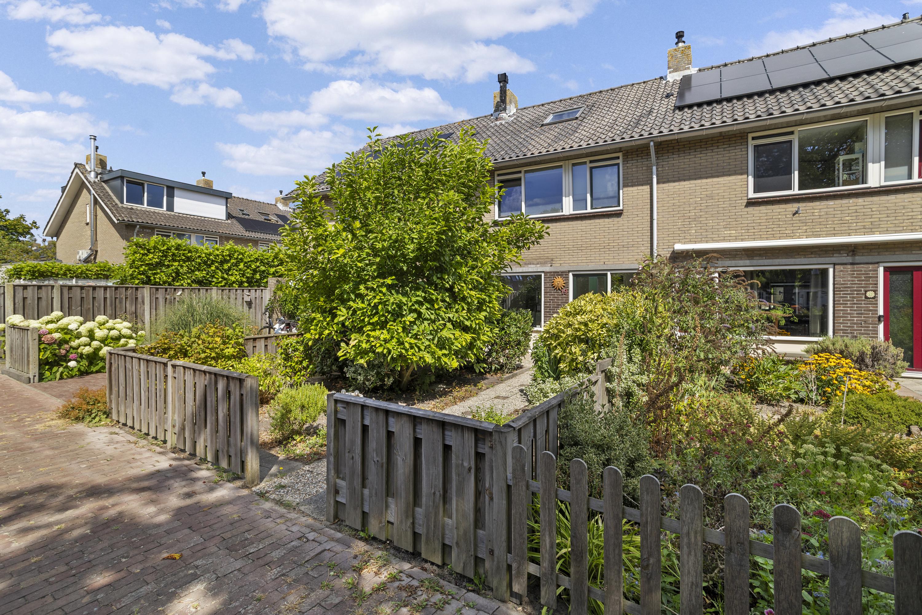 De Bloemen 19
