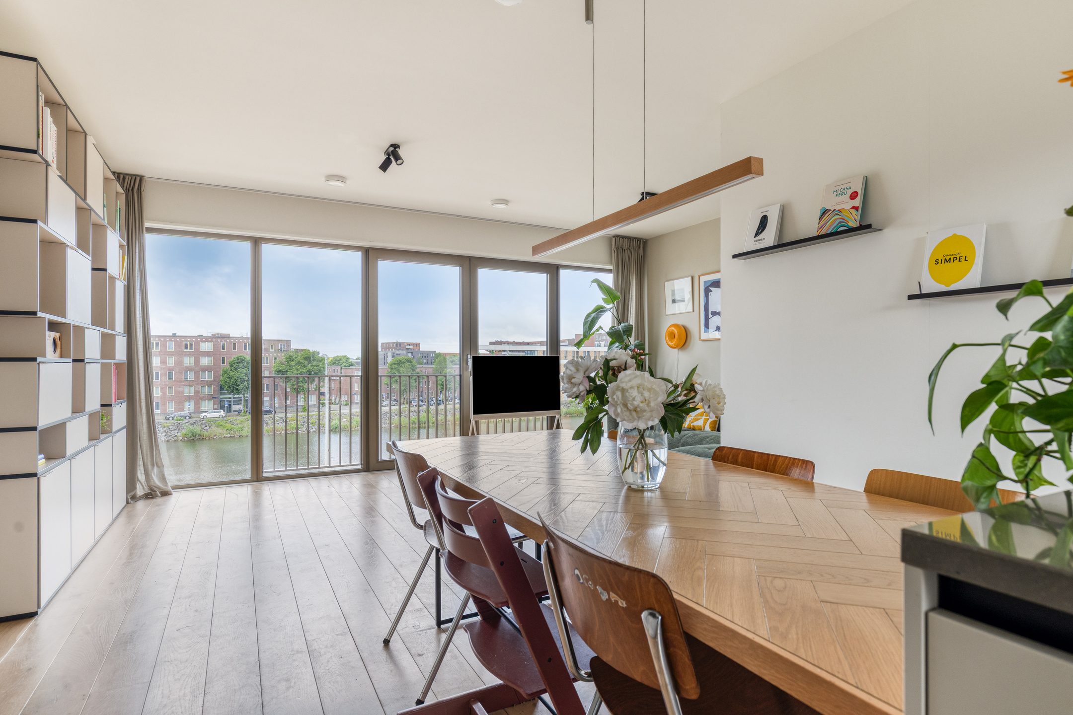 Huiswoudstraat 4, Amsterdam