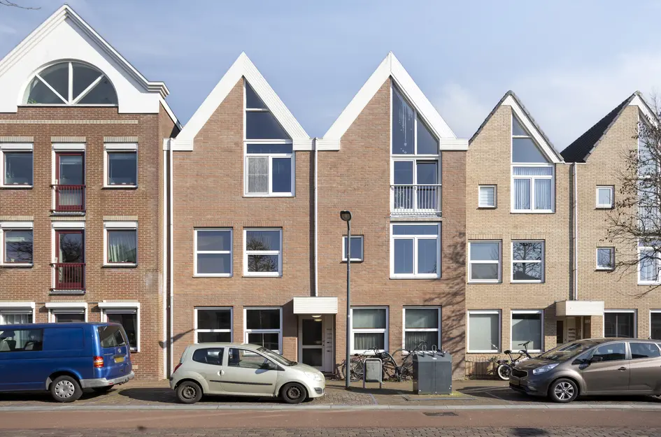 Dorpsstraat 27