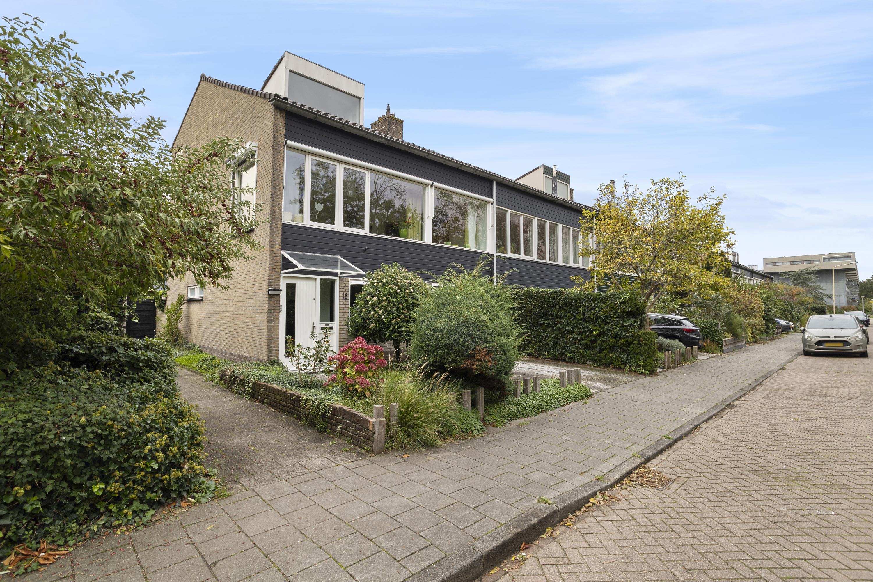 Händelstraat 16