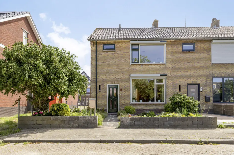 Meeuwenlaan 12, Egmond-Binnen