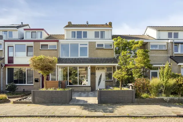 Goudenregenlaan 53, Castricum