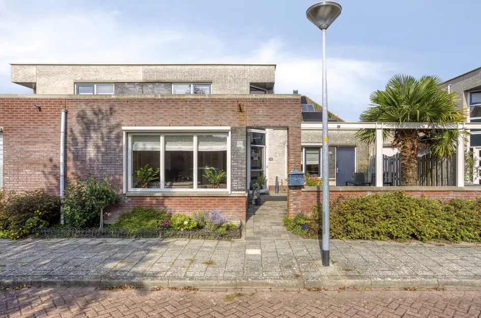Voor de Boeg 26
