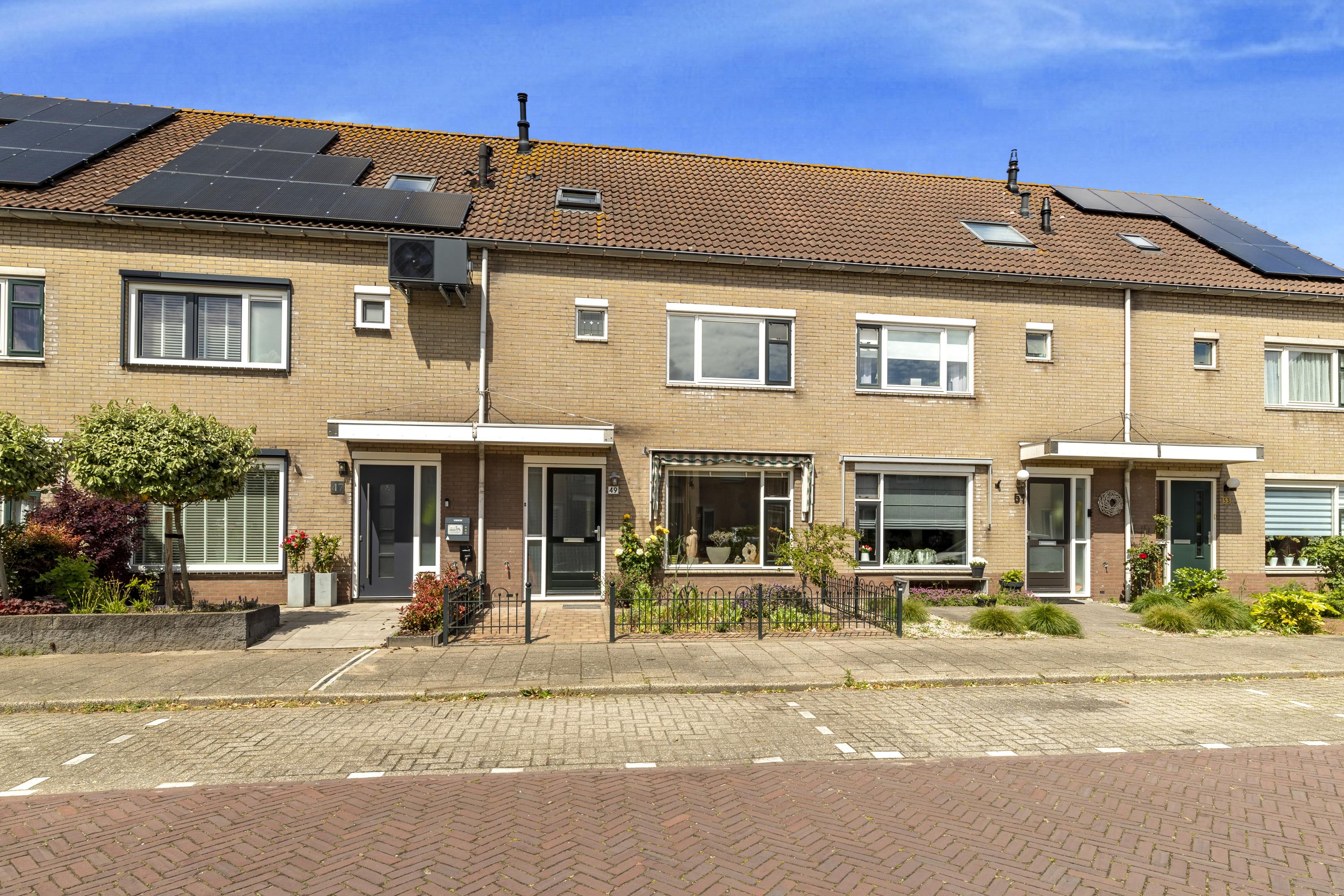 Vogelkers 49, Heemskerk