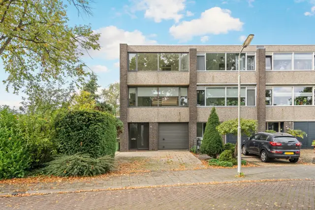 Erasmusstraat 4, Krommenie