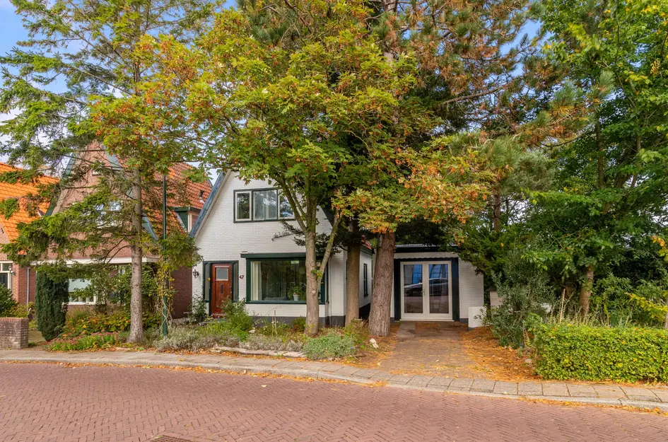 Schuine Hondsbosschelaan 47, Heiloo