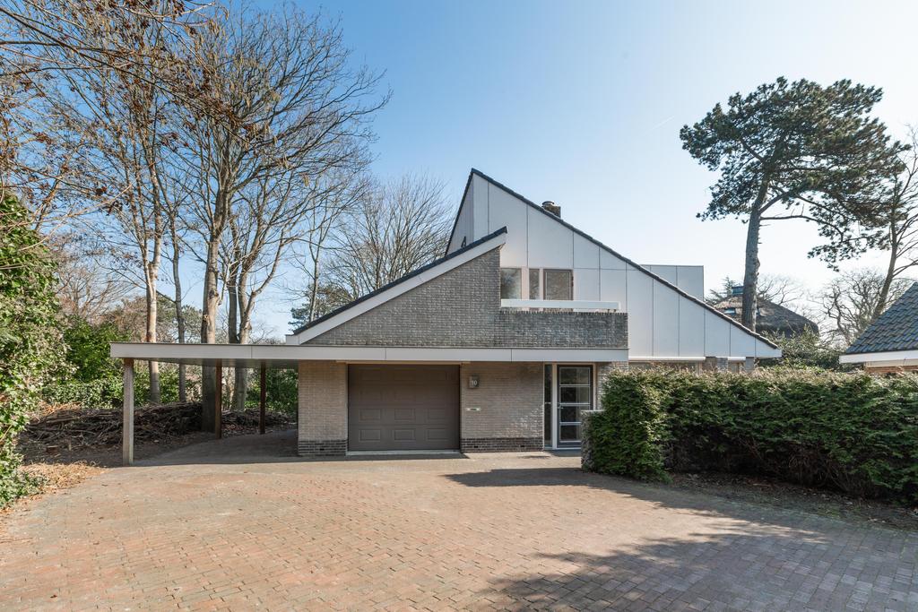 J.A. Radeckerweg 10, Schoorl