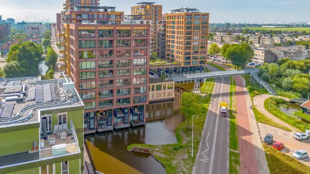 Mahoniehout 394, Zaandam